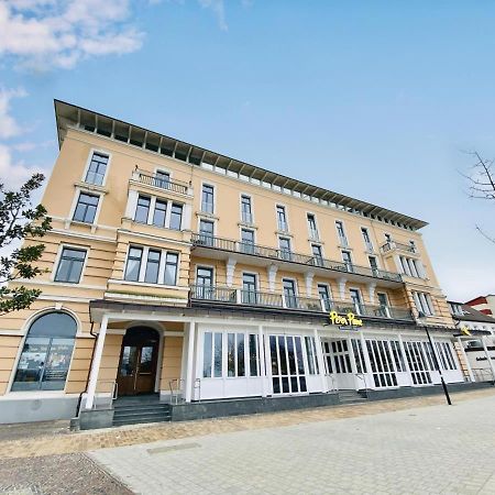 Апартаменты Berringer, Barsch, Direkt An Der Promenade Росток Экстерьер фото